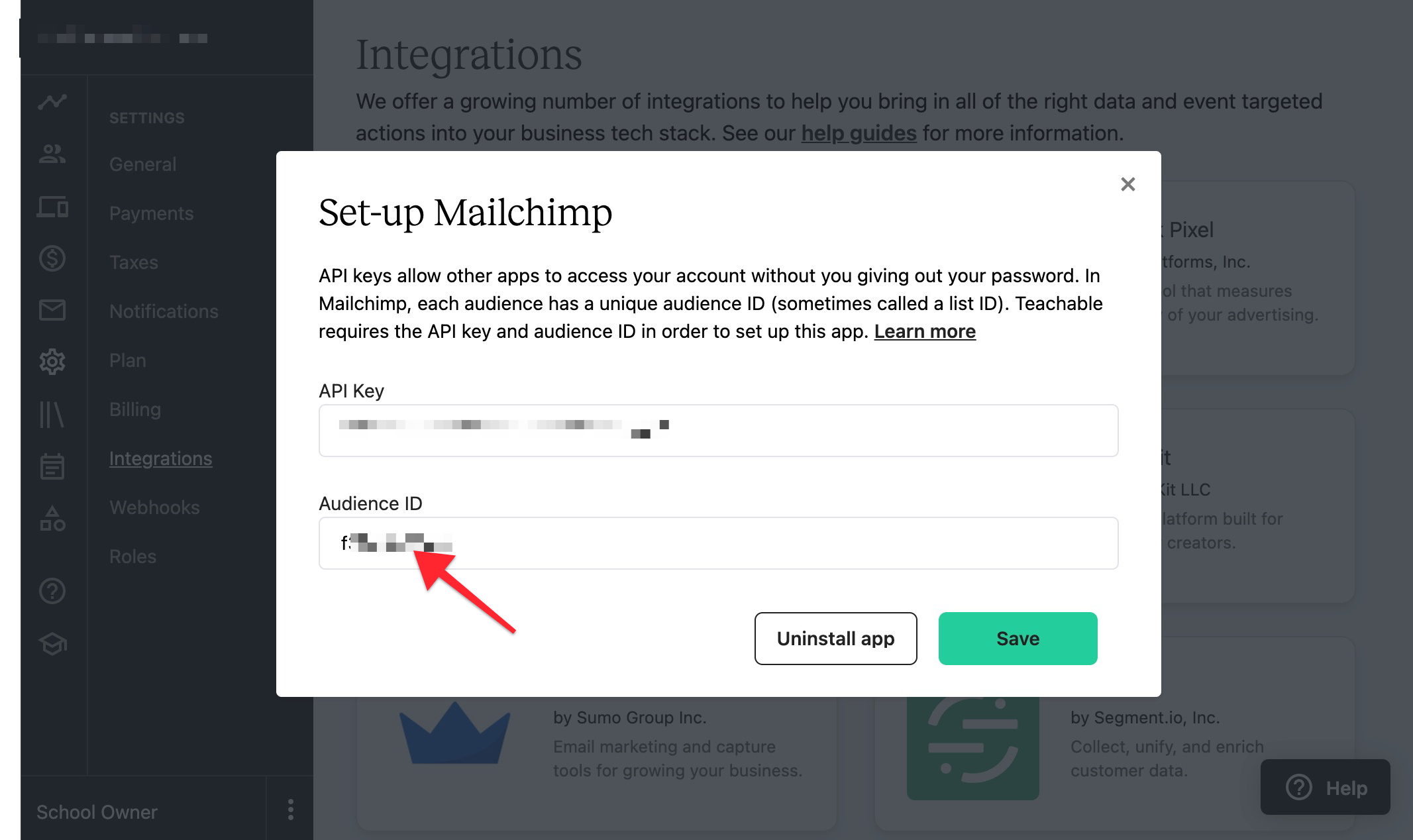 The screen shows a MAILCHIMP popup modal open on the SETTINGS INTEGRATIONS page of a Teachable school. The AUDIENCE ID field is circled.