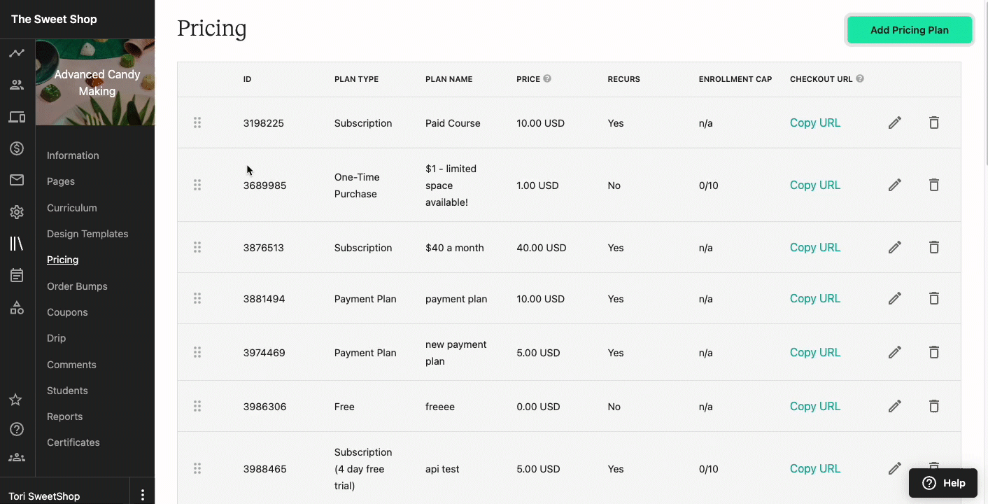 From the PRICING tab of a course, the user drags and drops the listed pricing plan options into a different order